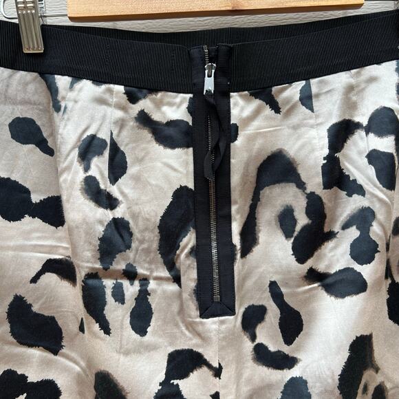 Ann Taylor Leopard Print Pencil Skirt Cotton Silk Blend Size 10 - Picture 5 of 8